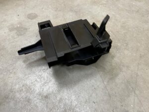 UCHWYT WSPORNIK MOCOWANIE STEROWNIKA AUDI SQ7 Q7 4M0