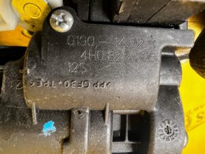 ZAMEK KLAPY BAGAŻNIKA AUDI A6 C7 A8 D4 A8 4H0 A3 8V SEDAN