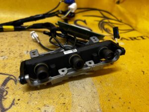 KAMERA PASA RUCHU SZYBY PRZÓD CZOŁOWEJ AUTOPILOT TESLA MODEL 3 PRZEDLIFT