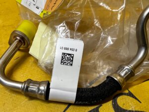 PRZEWÓD DOPŁYWU OLEJU TURBOSPRĘŻARKI BMW X3M F97 X4M F98 NOWY OEM