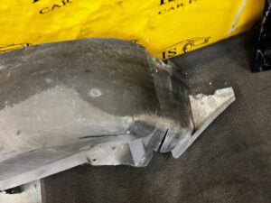 NADKOLE TYŁ LEWY LEWE CHEVROLET CORVETTE C5 97-04