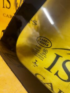 SZYBA KAROSERYJNA PRAWA LR ROVER RANGE ROVER DISCOVERY V L462