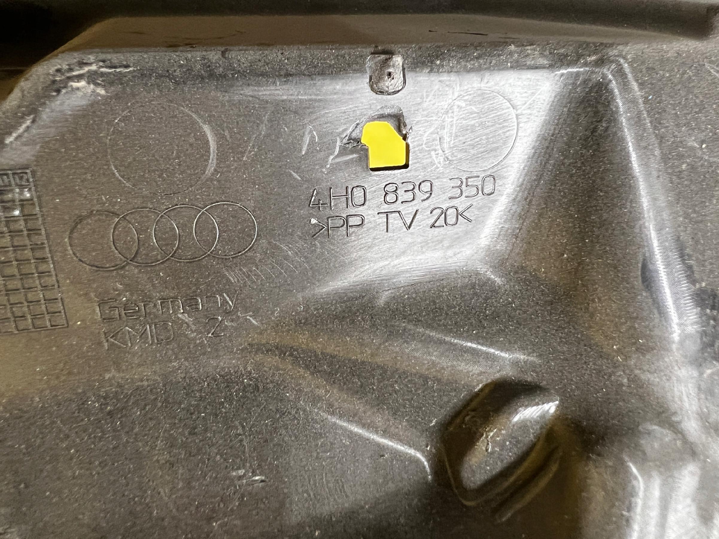 OSŁONA ZAMKA DRZWI TYŁ PRAWY AUDI A8 D4