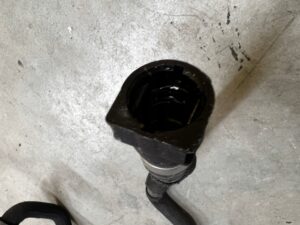 RURKA PRZEWÓD WĄŻ WODY UKŁADU CHŁODZENIA BMW M5 F90