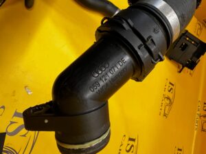 RURA RURKA PRZEWÓD WĄŻ WODY UKŁADU CHŁODZENIA AUDI SQ7 Q7 4M0 4.0 TDI