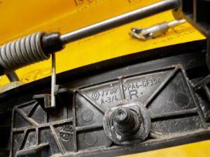 KLAMKA ZEWNĘTRZNA DRZWI PRZÓD PRAWY DACIA LODGY LIFT 2022R