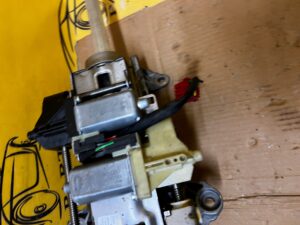 KOLUMNA KIEROWNICZA ELEKTRYCZNA SZTYCA AUDI Q7