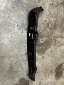 OSŁONA WYGŁUSZENIE BŁOTNIKA PRZÓD PRAWY PRAWA BMW 5 G30 G31 M5 F90