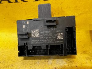 MODUŁ DRZWI PRAWY PRZÓD PORSCHE 911 991 LIFT