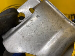 MOCOWANIE UCHWYT WLEWU PALIWA MERCEDES W257 W213 KOMBI