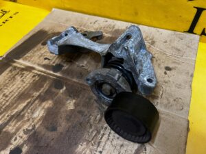 ŁAPA MOCOWANIE WSPORNIK ALTERNATORA RENAULT 0.9 1.2 TCE