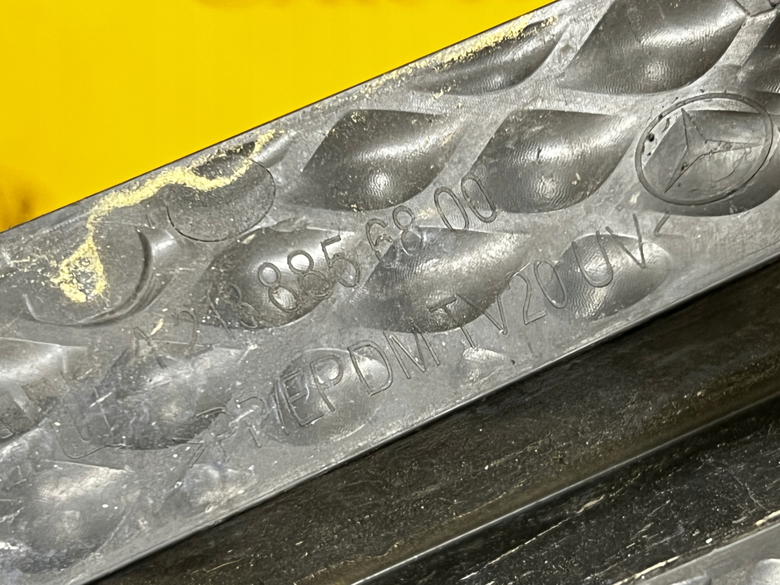 KRATKA ZDERZAKA MERCEDES E KLASA AMG W213 W238