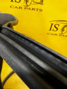 USZCZELKA DRZWI PRZEDNICH PRZÓD FORD ESCAPE MK4