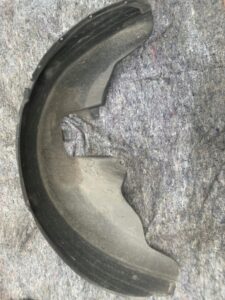 LEWE NADKOLE TYŁ KIA SORENTO III 3 86830-C5000