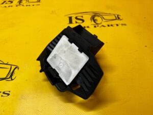 PRAWY CZUJNIK RADAR SENSOR MARTWEGO POLA DISTRONIC MERCEDES C-KLASA W206