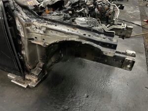 PRAWY PRZÓD ĆWIARTKA PODŁUŻNICA FARTUCH PRÓG RANGE ROVER VELAR L560