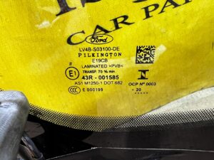 SZYBA CZOŁOWA SOUNDSCREEN PODGRZEWANA GRZANA FORD KUGA MK3 UK