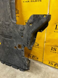 PŁYTA OSŁONA DOLNA POD SILNIK SILNIKA RANGE ROVER VELAR L560 2.0i BENZYNA