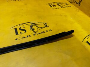 LISTWA ZGARNIAJĄCA SZYBY PRZÓD LEWY LEWA BMW X6 F16