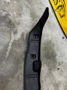 OSŁONA WYGŁUSZENIE BŁOTNIKA PRZÓD LEWY LEWA BMW 5 G30 G31 M5 F90
