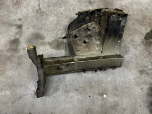 ĆWIARTKA FARTUCH PODŁUŻNICA STREFA ZGNIOTU PRZÓD PRAWY PEUGEOT 308 II T9 EU