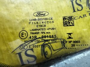 SZYBA PRZÓD CZOŁOWA SOUNDSCREEN PODGRZEWANA GRZANA FORD KUGA MK3