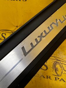 LISTWA PROGOWA NAKŁADKA OZDOBNA CHROM LED LUXURY LINE BMW 5 G30