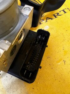 POMPA ABS STEROWNIK FORD ESCAPE MK4