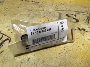 OŚWIETLENIE TABLICY REJESTRACYJNEJ BMW 3 E46 COMPACT COUPE SEDAN NOWY OEM