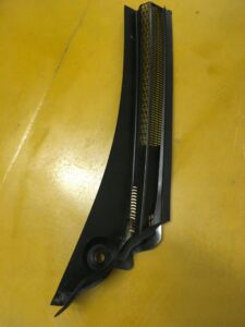 PODSZYBIE LEWE CITROEN DS5 9803902177