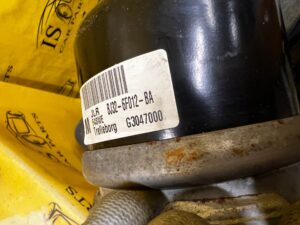 ŁAPA WSPORNIK MOCOWANIE PODUSZKA SILNIKA RANGE ROVER EVOQUE L538