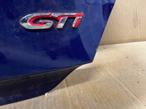 KLAPA TYLNA TYŁ LAMPY PEUGEOT 308 GTI II T9 EEG