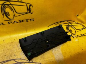 OSŁONA PLASTIK ZAŚLEPKA BMW SERIA 1 F40