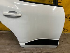 DRZWI PRAWA STRONA PRAWY TYŁ DACIA SANDERO III STEPWAY 2023R 369