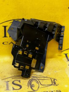 ŚLIZG MOCOWANIE ZDERZAKA TYLNEGO PRAWY LAND ROVER DISCOVERY SPORT L550