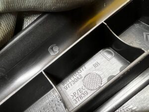 LISTWA NAKŁADKA PROGU PRZÓD PRAWY PRAWA CITROEN C4 GRAND PICASSO II