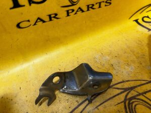 WSPORNIK MOCOWANIE BLASZKA FORD ESCAPE MK4 1.5 EB