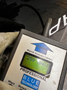 MASKA POKRYWA SILNIKA PRZÓD GENESIS GV70 EUROPA CZARNA