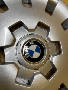 KOŁPAK BMW 15″ NOWY OEM