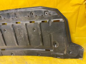 OSŁONA PODWOZIA PŁYTA PODŁOGA NISSAN LEAF ZE0