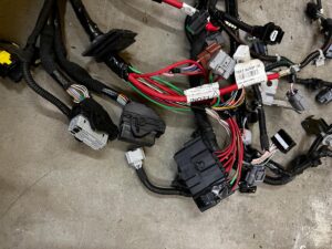 KOMPLETNA WIĄZKA SILNIKA DACIA SANDERO III STEPWAY 1.0 TCE BENZYNA