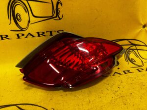LAMPA TYLNA W ZDERZAK PRAWA LEXUS RX 450H III 3 AL10