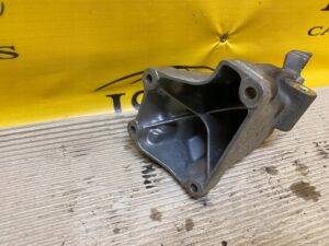 ŁAPA WSPORNIK SILNIKA MERCEDES GLC W205 2.2 CDI