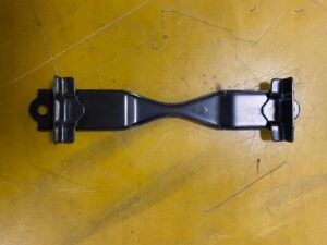 WSPORNIK MOCOWANIE AKUMULATORA INFINITI Q50 Q70