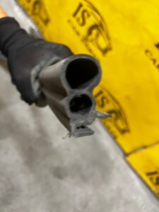 USZCZELKA MASKI POKRYWY KOMORY SILNIKA AUDI Q7 SQ7 4M0