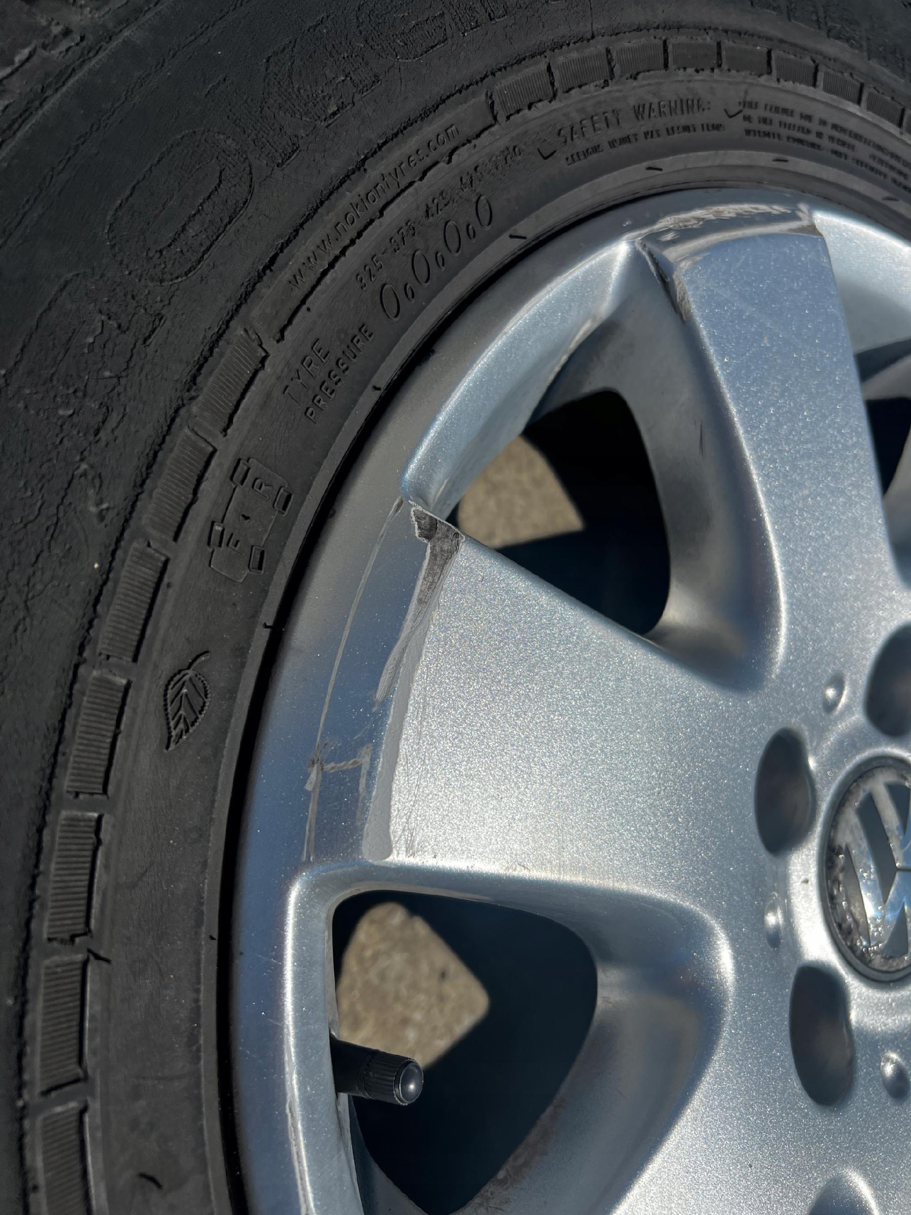 KOŁA FELGI OPONY ZIMOWE VW T5 215/65 R16C