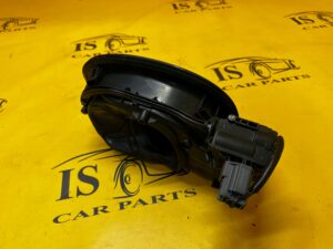 KLAPKA WLEWU PALIWA RANGE ROVER VELAR L560