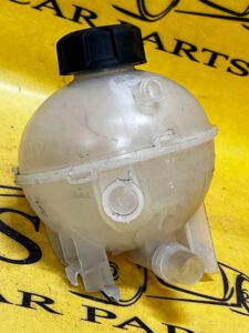 ZBIORNICZEK WYRÓWNAWCZY PŁYN CITROEN C4 PICASSO II