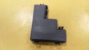 OSŁONA POKRYWA BEZPIECZNIKÓW NISSAN X-TRAIL T32