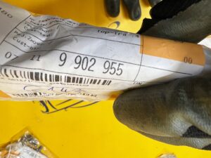 8 X ŚRUBA SZEŚCIOKĄTNA BMW M8X45-8.8 NOWA OEM